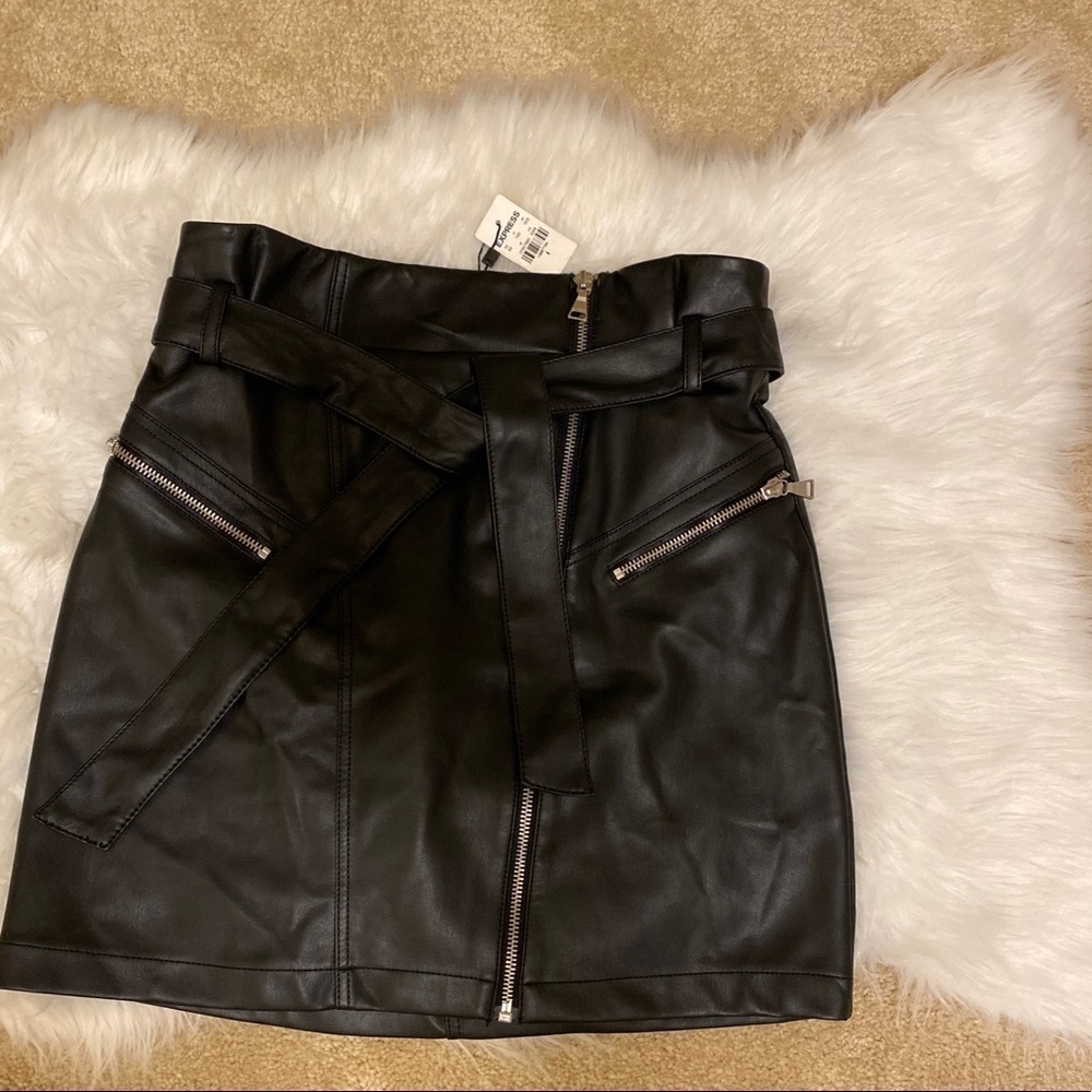 Express skirt Brand New with tags 🏷
